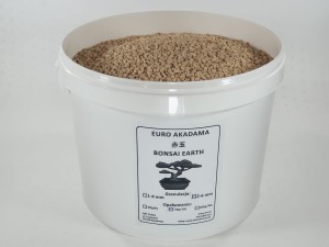 Euro-Akadama - ziemia do bonsai 5 Kg /10L - 2-6 mm